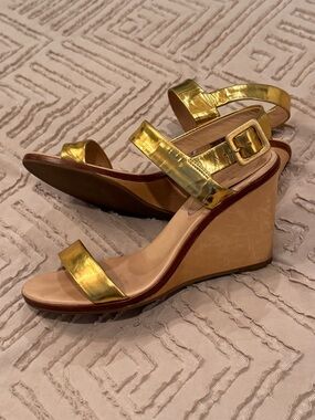 KATE SPADE Gold Metallic Leather Wedge Sandals, 8.5M